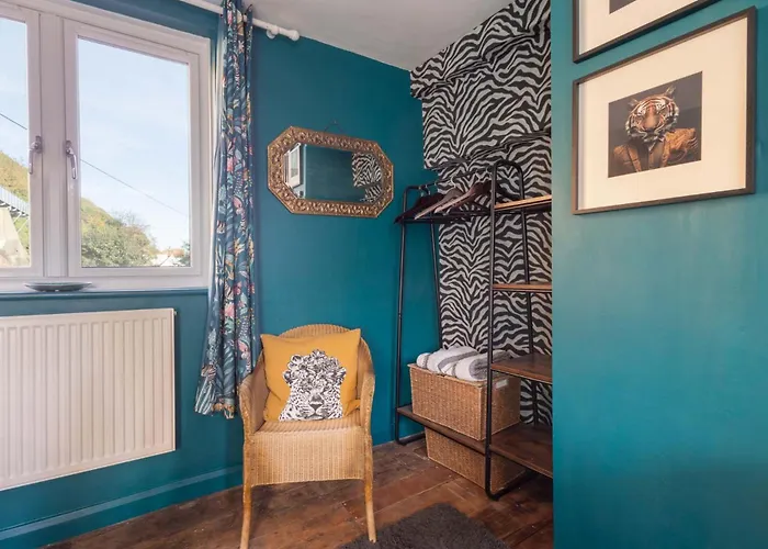 Host & - Candyfloss * 惠特比